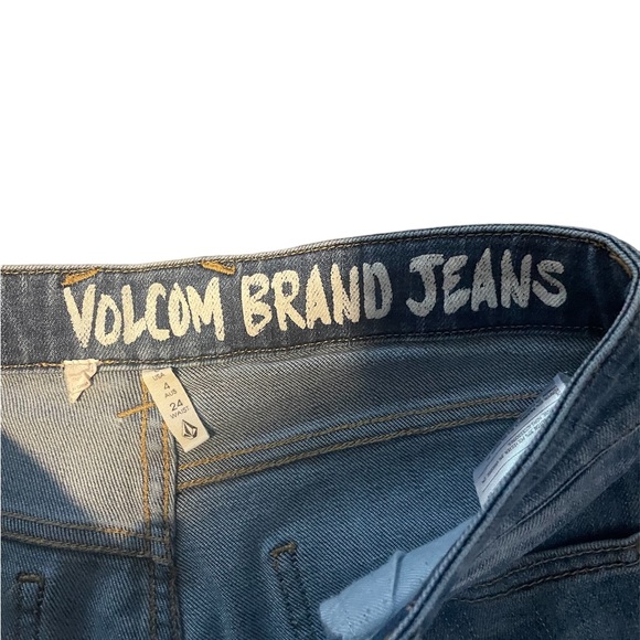 Volcom Super Stoned Skinny Jeans.EUC waist is 24 size 0. 8” rise, 28” inseam. - Picture 4 of 6